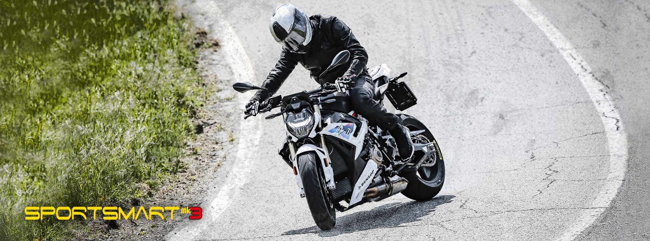 Dunlop SportSmart Mk3 tyres on a BMW S 1000R